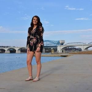 Meet your Posher, Emma